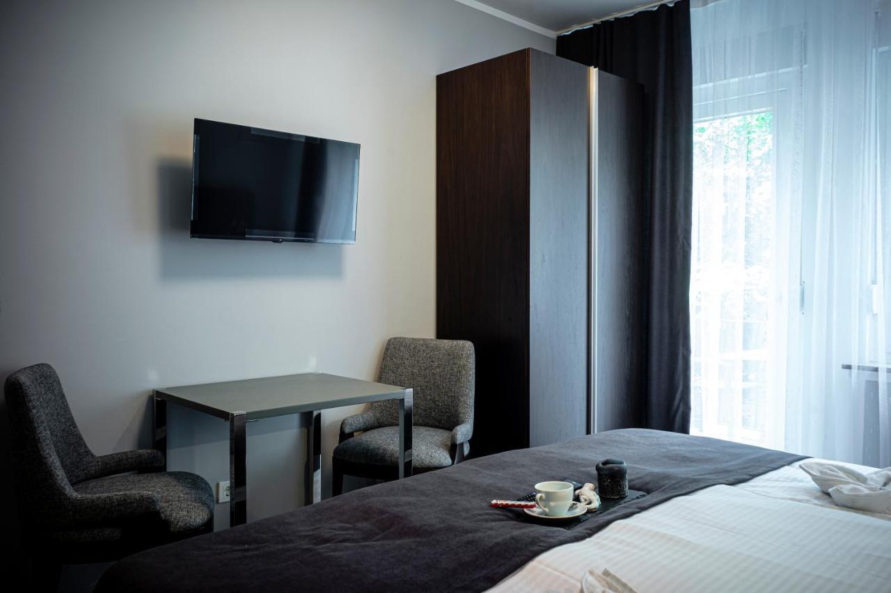 Loewen Hotel Radevormwald Bagian luar foto