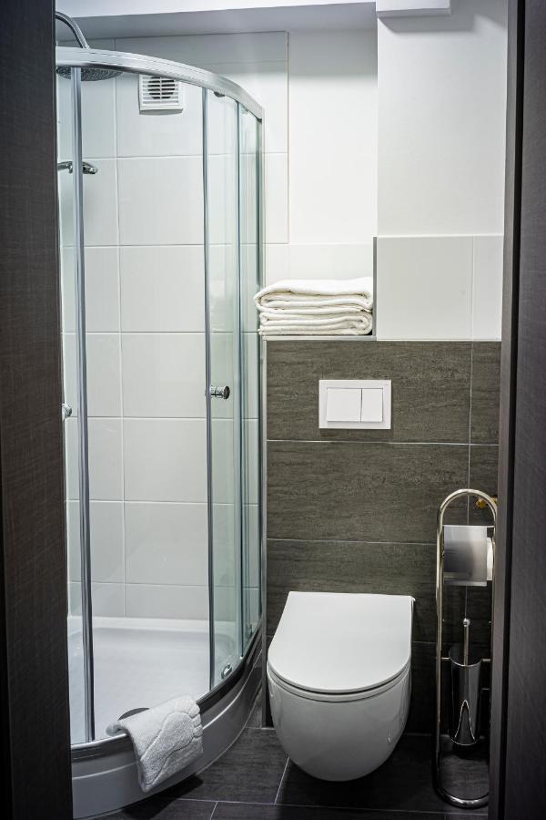 Loewen Hotel Radevormwald Bagian luar foto
