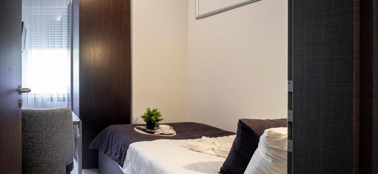 Loewen Hotel Radevormwald Bagian luar foto
